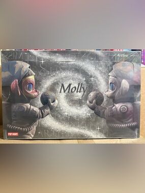 POP MART Molly Anniversary Statues Classical Retro Series Sealed Case